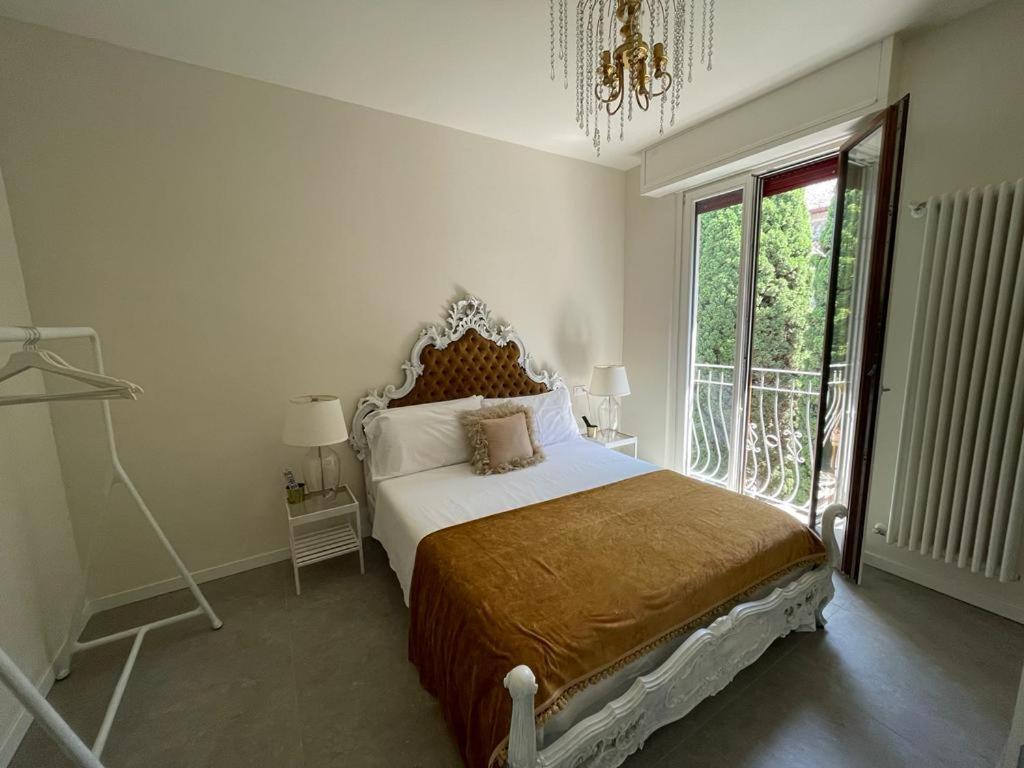 Prestige Sirmione Via Antiche Mura ภายนอก รูปภาพ